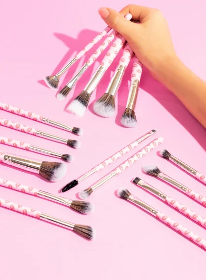 MONTOC COSMETIC Kit de Brochas Kiss Me - Imagen 4
