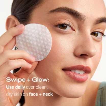 First Aid Beauty Facial Radiance Pads with Glycolic + Lactic Acids   60 Pads / pack - Imagen 2