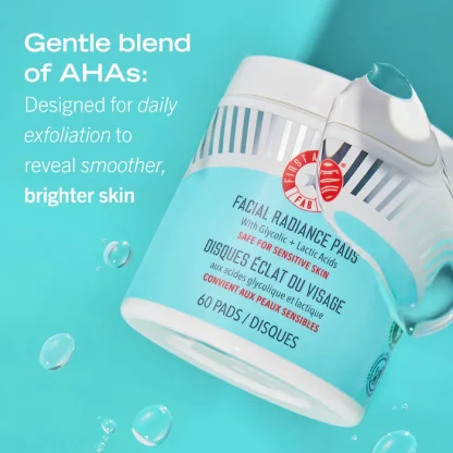 First Aid Beauty Facial Radiance Pads with Glycolic + Lactic Acids   60 Pads / pack - Imagen 3