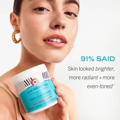 First Aid Beauty Facial Radiance Pads with Glycolic + Lactic Acids   60 Pads / pack - Imagen 6