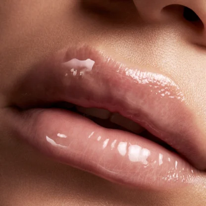 Fenty Beauty by Rihanna Gloss Bomb Universal Lip Luminizer - Imagen 2
