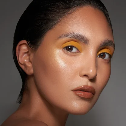 Danessa Myricks Beauty  Dew Wet Hydrating and Highlighting Balm - Imagen 9