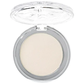 Danessa Myricks Beauty  Dew Wet Hydrating and Highlighting Balm