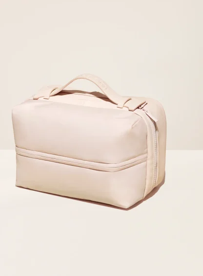 RARE BEAUTY Puffy Toiletry Bag
