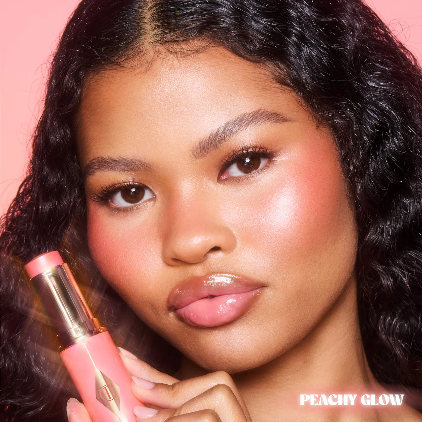 Charlotte Tilbury Unreal Lip + Cheek Glow Blush Stick with Hyaluronic Acid - Imagen 18